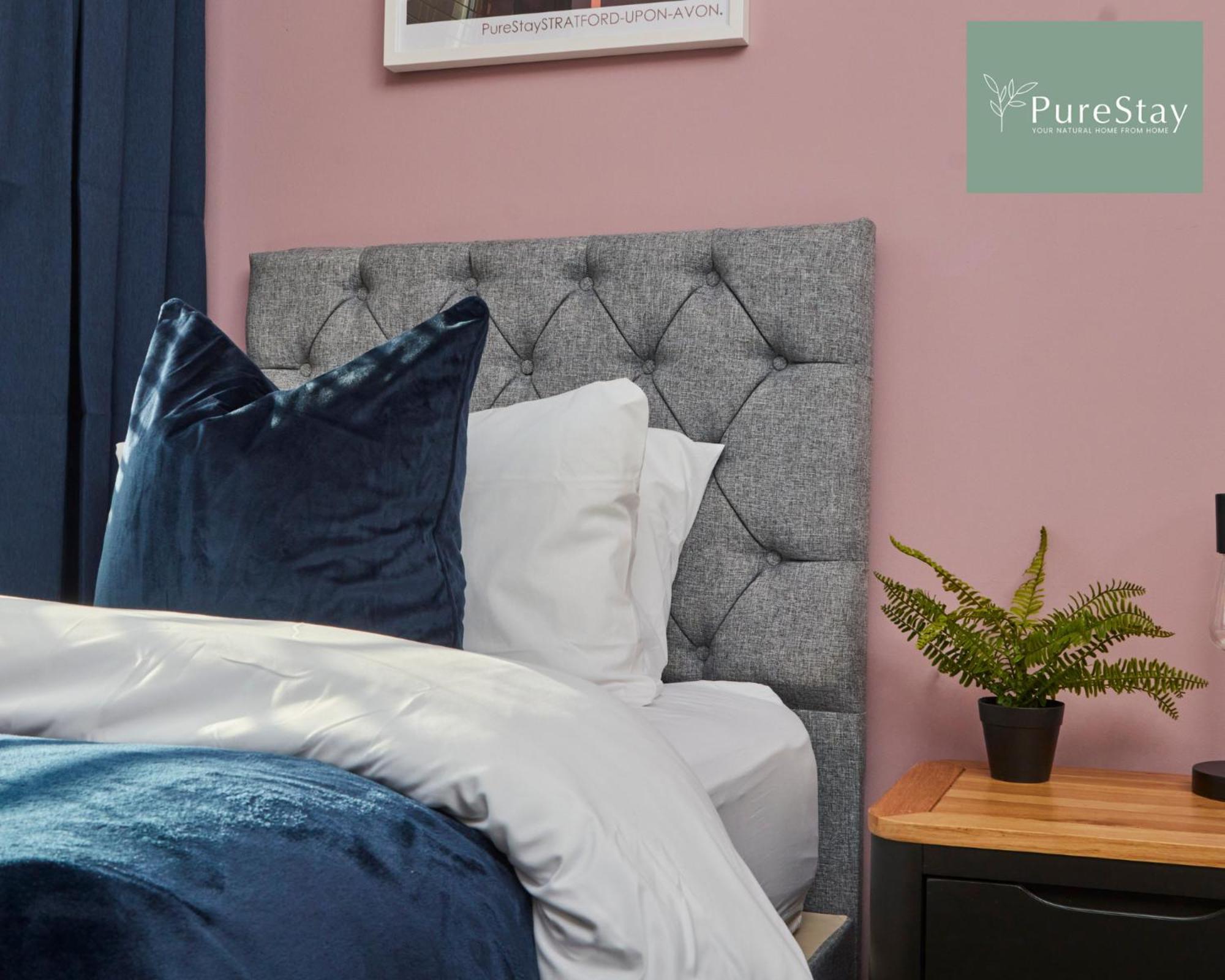 Superb House Manchester Near Etihad With Free Parking Sleeps 8 Kültér fotó
